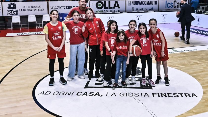 gioco intervallo pistoia brescia con bg legno