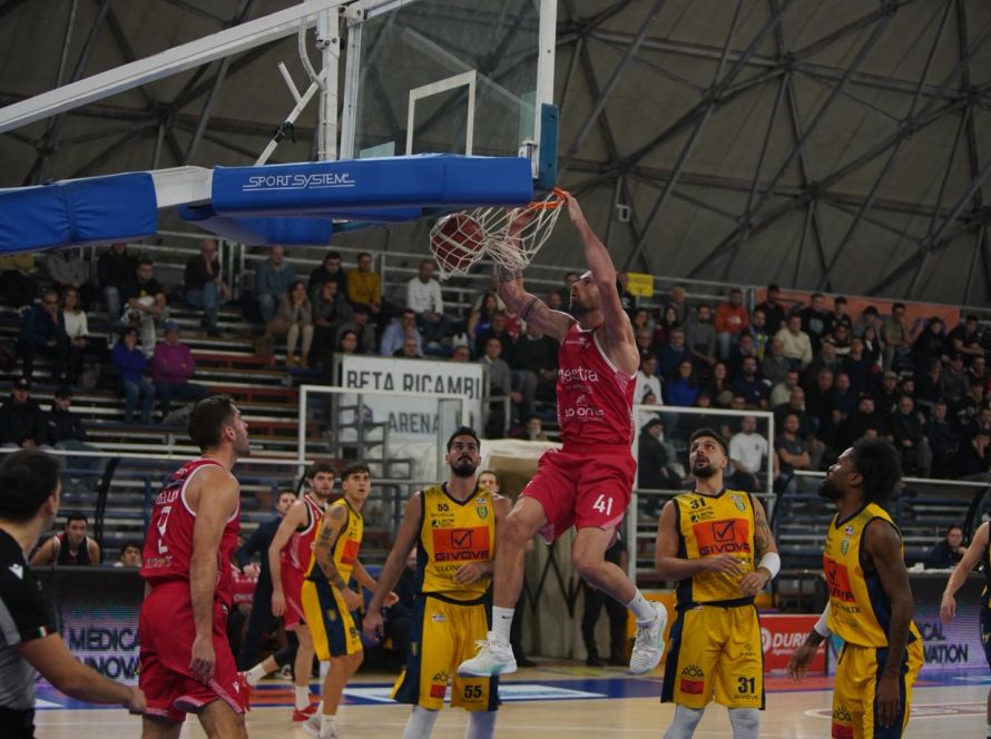 Simone Zanotti Scafati Pistoia