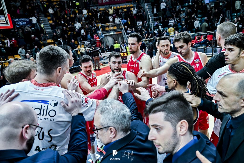 Flats Service Fortitudo Bologna – Estra Pistoia 81-61