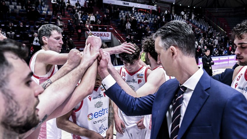 squadra a met&agrave; campo Pistoia Torino