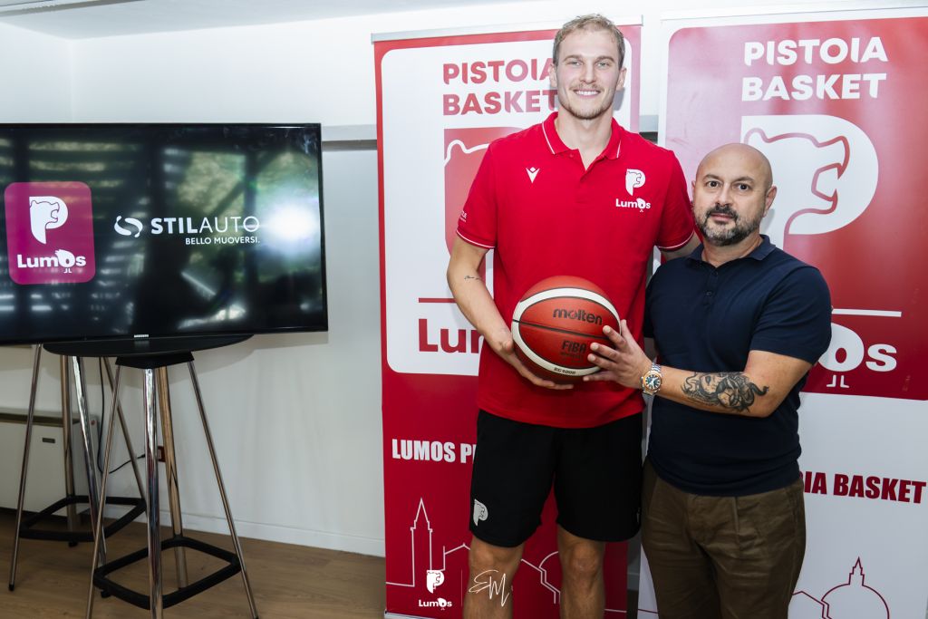 Presentazione Gabriele Benetti con Stilauto Platinum Sponsor
